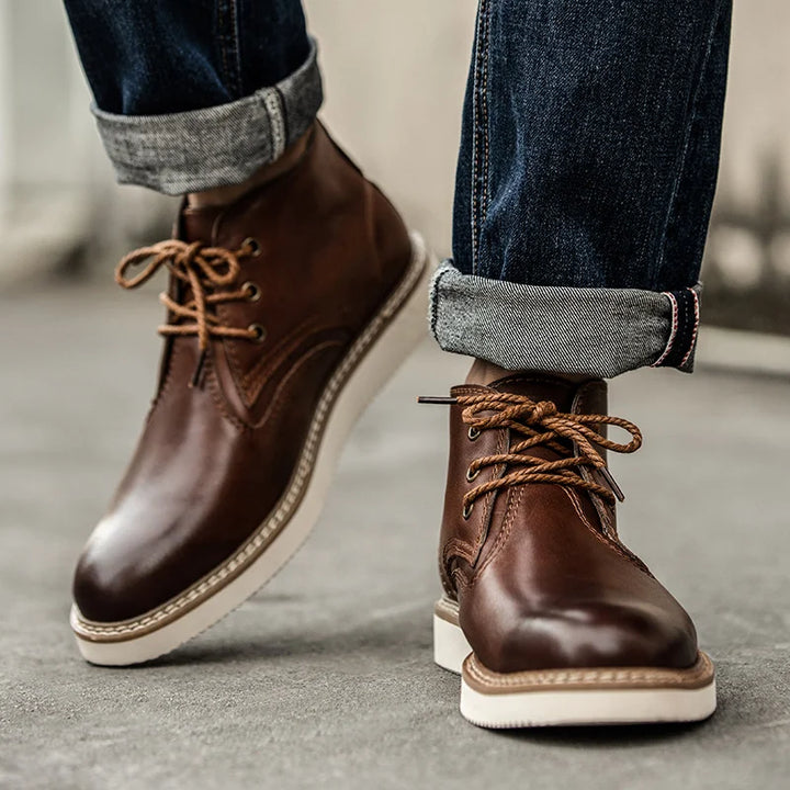 Damian™ Classic Chukka Boots